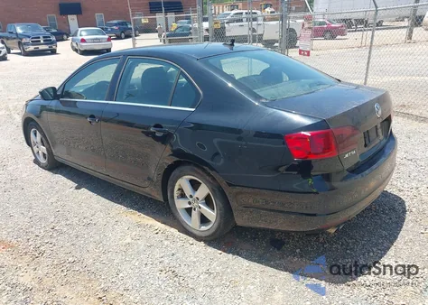 2014 Volkswagen Jetta 2.0L Tdi from USA, damaged, VIN 3VW3L7AJ6EM420044